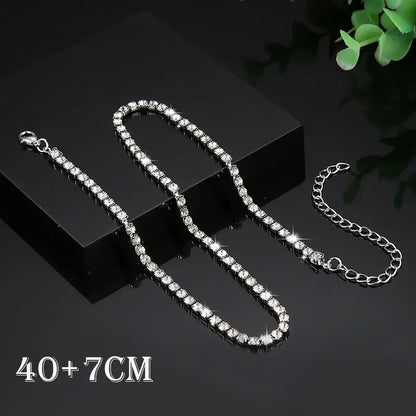 Charming Pink Heart Pendant Necklace - A Trendy Rhinestone Choker for Women, Perfect Gift for Lovers!